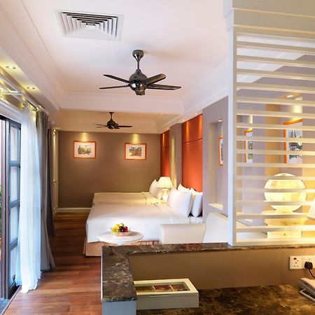 Grand Lexis Port Dickson Hotell Rum bild Deluxe Suite