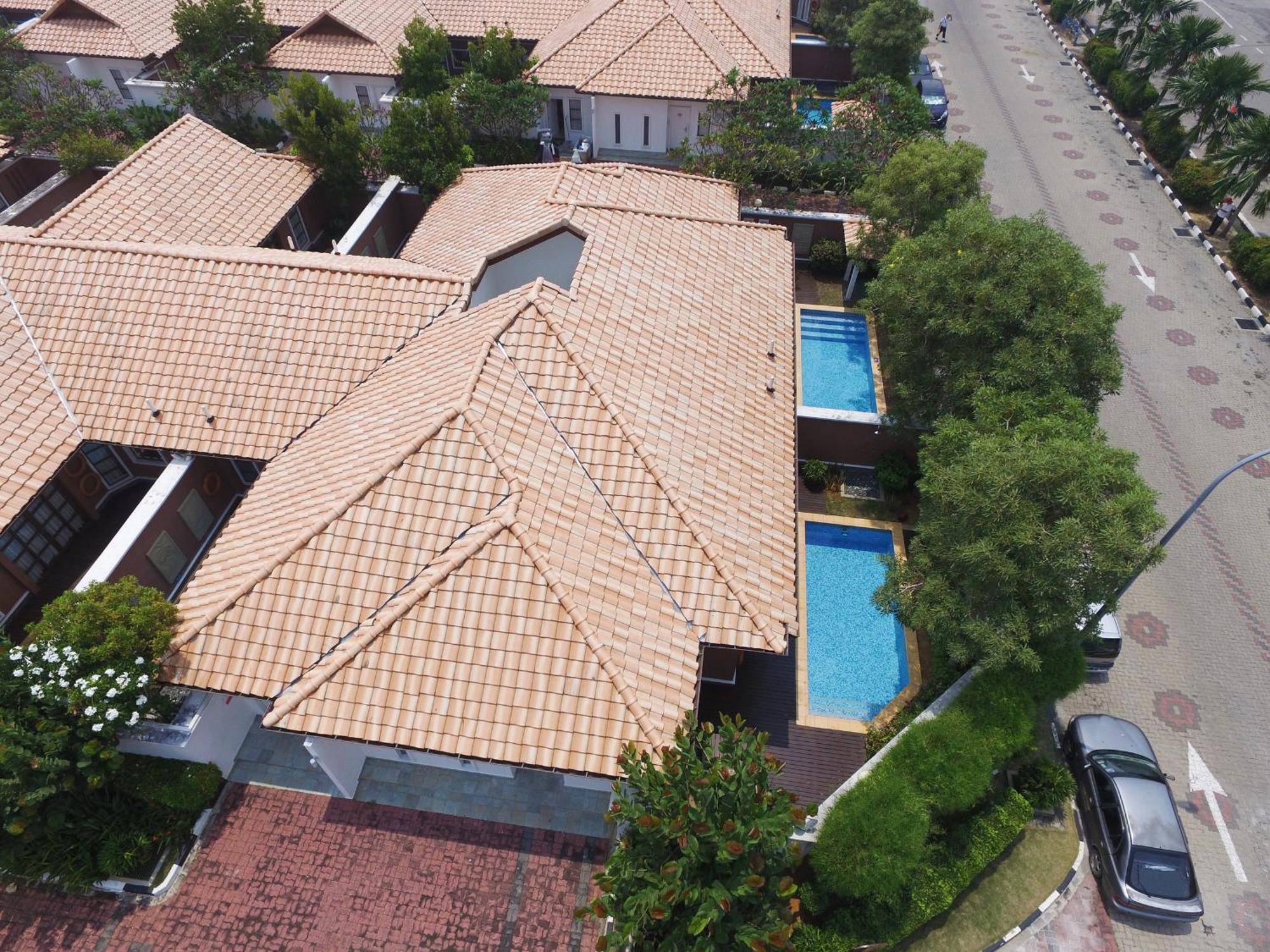 Grand Lexis Port Dickson Hotell Exteriör bild Residential area in Kota Kinabalu