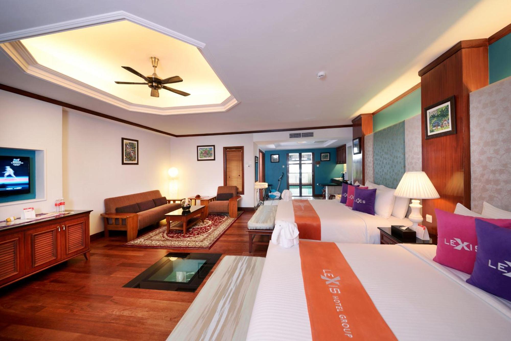 Grand Lexis Port Dickson Hotell Exteriör bild Suite