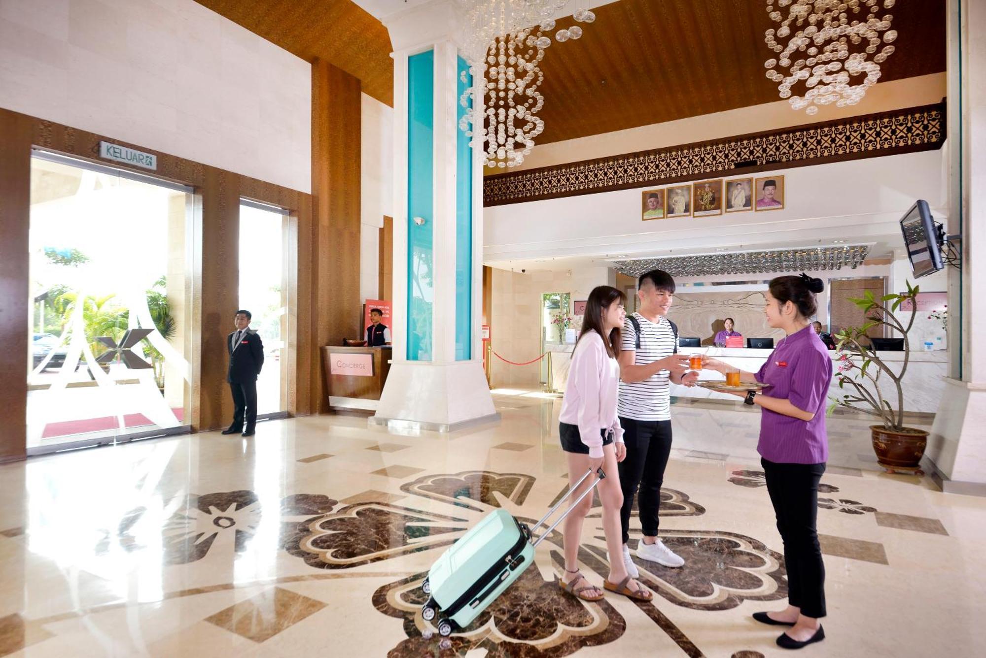 Grand Lexis Port Dickson Hotell Exteriör bild
