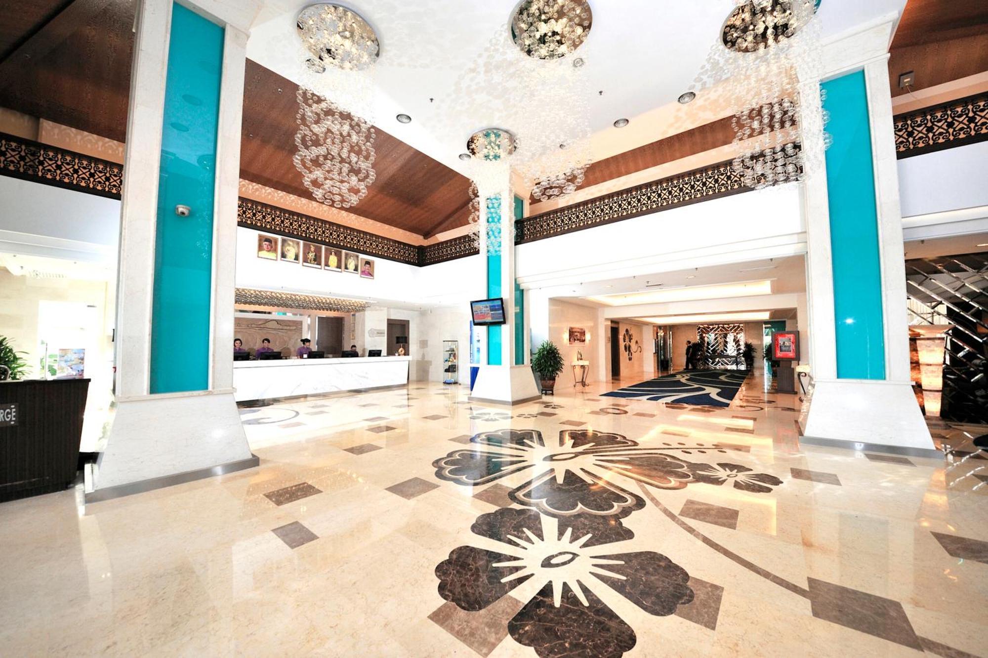 Grand Lexis Port Dickson Hotell Exteriör bild Lobby